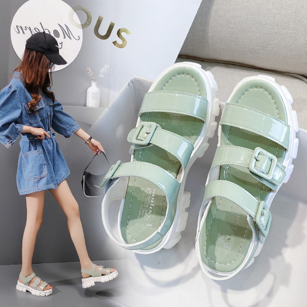 Női alkalmi szilikon szandál lapos talppal több színben