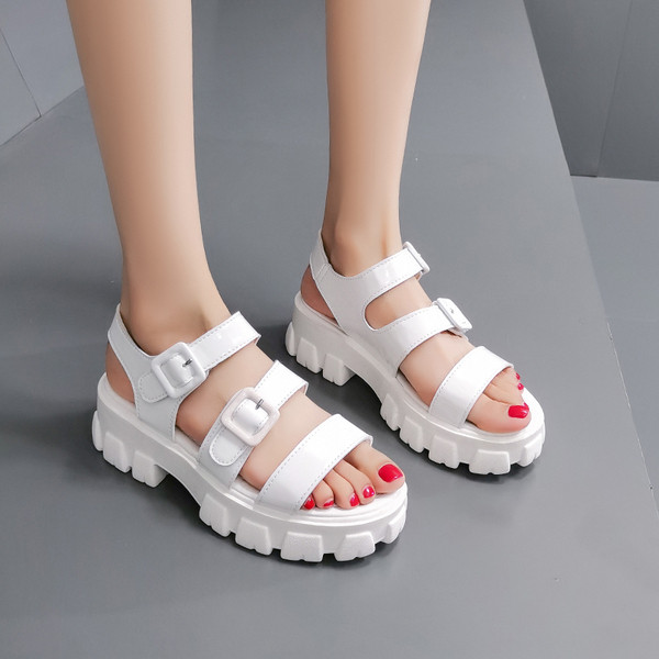 Női alkalmi szilikon szandál lapos talppal több színben