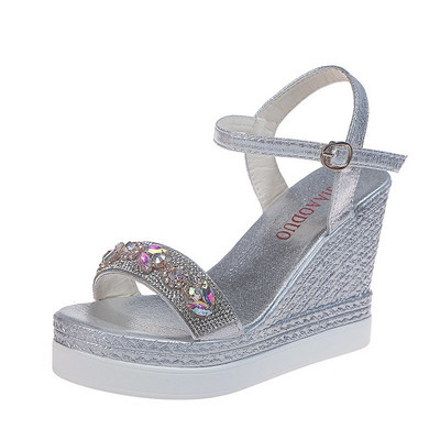 Neformālas sieviešu platformas sandales ar akmeņiem