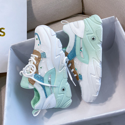 JAUNS sieviešu moderno kedu modelis ar spīdīgu efektu un mežģīnēm