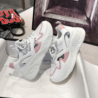 JAUNS sieviešu kedu modelis ar raupju zoli un šņorēm