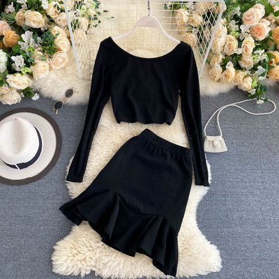 Ikdienas sieviešu komplekts no divām daļām - blūze un svārki