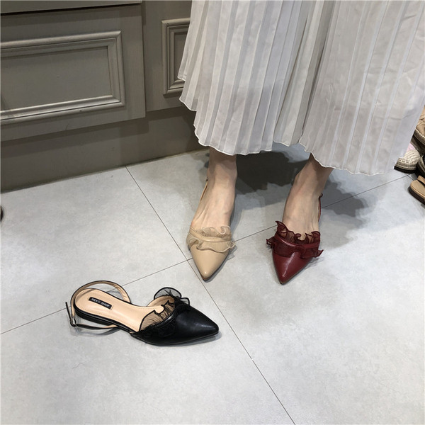 Jauns eko ādas sandaļu un tekstila loku modelis