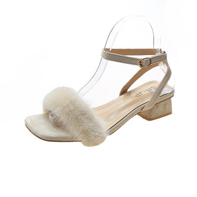 Sieviešu modernas sandales ar siksnu un dūnām