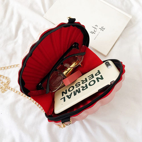 Ženska torba za rame sa sjajnim efektom