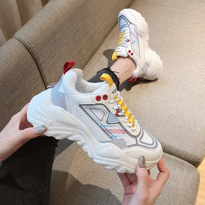 Sieviešu ikdienas kedas ar mežģīnēm bēšā, baltā un melnā krāsā