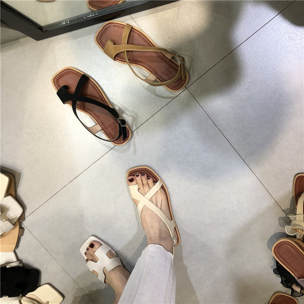 Eko-nahast valmistatud vabaaja madalad sandaalid