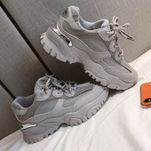 Sieviešu kedas ar mežģīnēm no eko ādas trīs krāsās