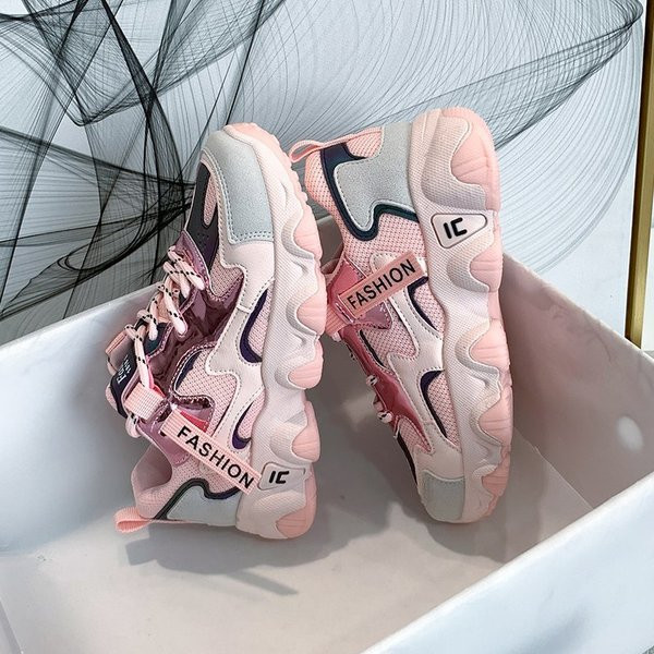 Modern női tornacipő fűzős vastag durva talppal