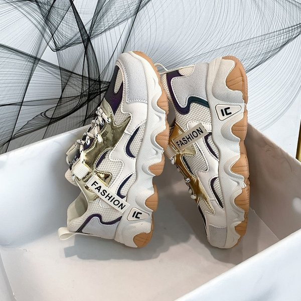 Modern női tornacipő fűzős vastag durva talppal