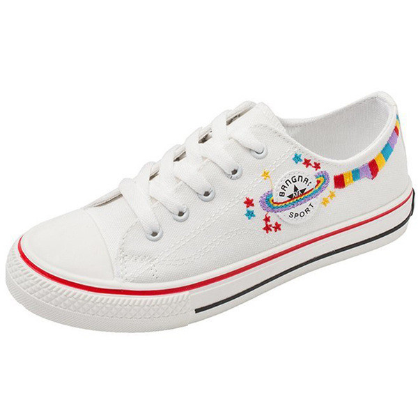 Ikdienas sieviešu kedas ar izšuvumiem un saitēm