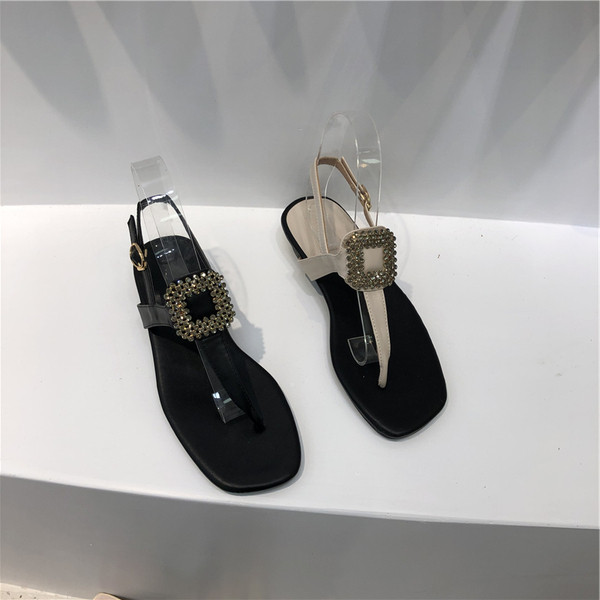 Zemas mākslīgās ādas sandales ar sprādzi