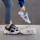 Ikdienas sieviešu kedas ar mežģīnēm un raupju augsto zoli