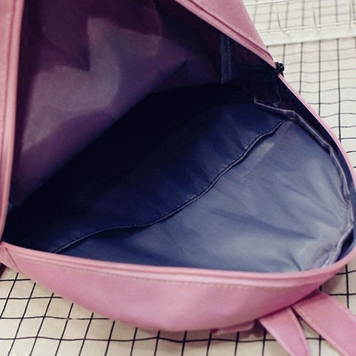 Sieviešu sporta mugursoma ar studentiem piemērotu aplikāciju