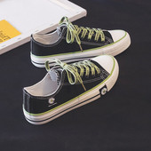 Ikdienas sieviešu kedas ar mežģīnēm un izšuvumiem