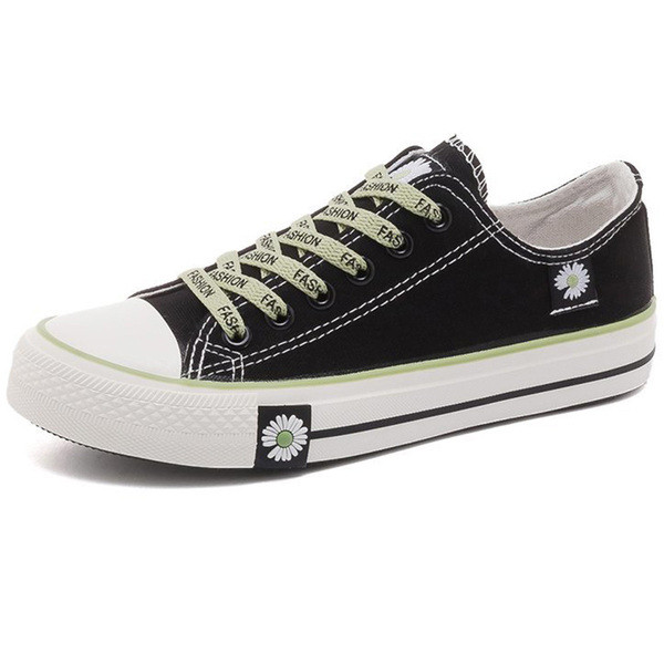 Ikdienas sieviešu kedas ar mežģīnēm un izšuvumiem