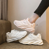 Sieviešu kedas ar šņorēm un rupju zoli no eko ādas