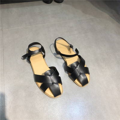 Lapos talpú női nyári szandál