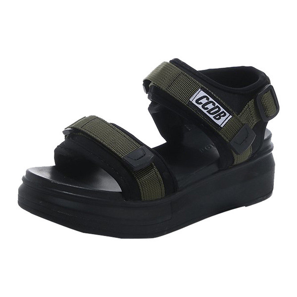 Modern női szandál foltokkal és magas talppal