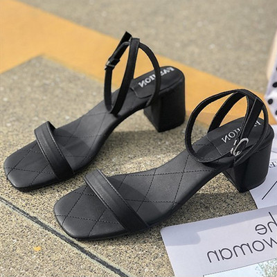 Sieviešu sandales no eko ādas ar biezumu 5 cm papēža