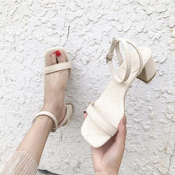 Sieviešu sandales no eko ādas ar biezumu 5 cm papēža