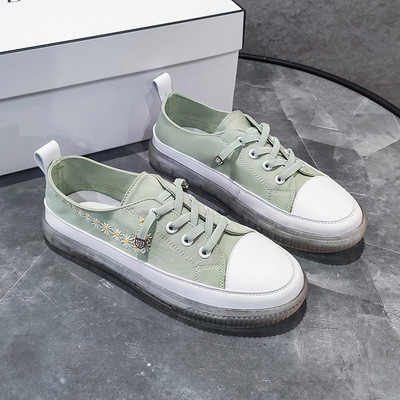 Sieviešu kedas trīs krāsās ar krāsainu zoli