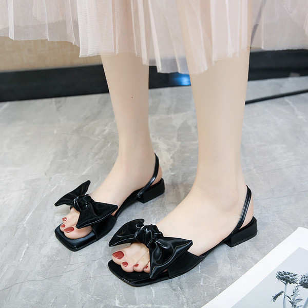 Ikdienas sieviešu sandales no eko ādas ar lentīti