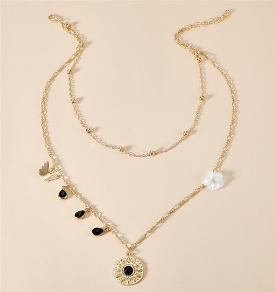 Κρεμαστό κολιέ σε χρυσό χρώμα