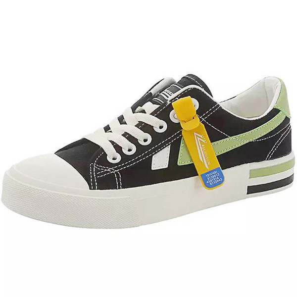 Ikdienas sieviešu kedas ar mežģīnēm un baltu plānu zoli