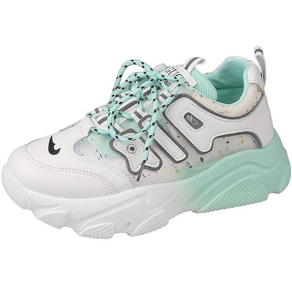 Modernas sieviešu kedas ar mežģīnēm un krāsainu rakstu