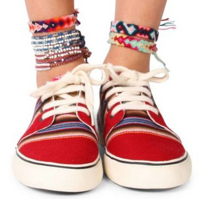 Uus mudel naiste värvilistest paelte ja lameda tallaga tossud