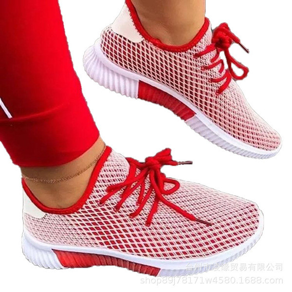 Ikdienas sieviešu kedas no tekstila ar mežģīnēm