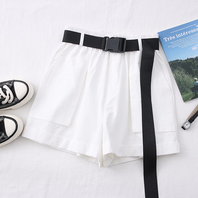 Jauns ikdienas sieviešu šortu modelis ar jostiņu