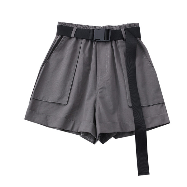 Jauns ikdienas sieviešu šortu modelis ar jostiņu