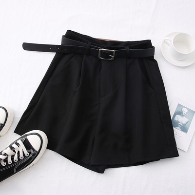 Jauns ikdienas sieviešu šortu modelis - ar jostiņu