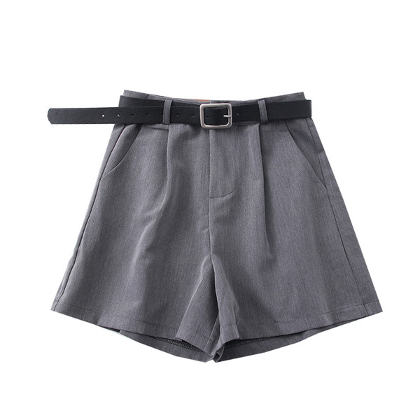 Jauns ikdienas sieviešu šortu modelis - ar jostiņu