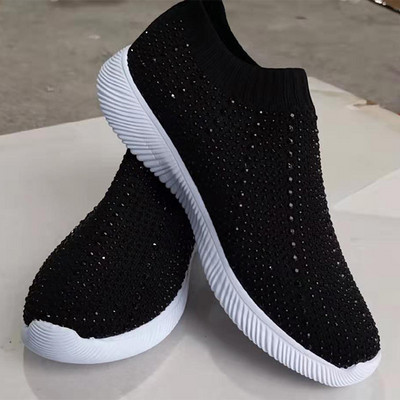 Modernas sieviešu tekstila kedas ar akmeņiem