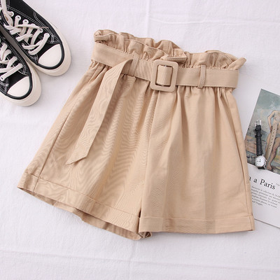 Jauns sieviešu šortu modelis ar paaugstinātu jostasvietu