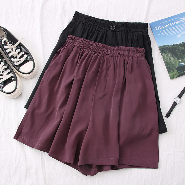 Ikdienas sieviešu šorti ar augstu vidukli – plats modelis