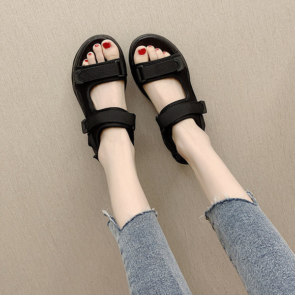 Ikdienas sieviešu sandales ar līmēm un 4 cm platformu