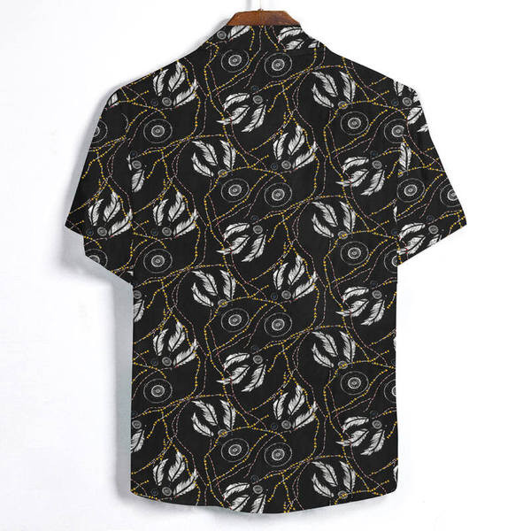 Vasaras vīriešu krekls ar klasisku apkakli, īsām piedurknēm un ziedu rakstu