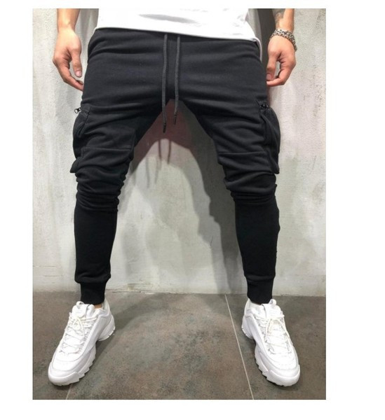 Moodsad küljetaskute ja ääristega meeste püksid