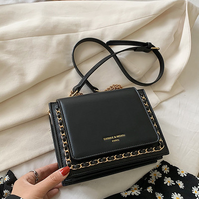 Moderna sieviešu soma ar garu rokturi no eko ādas