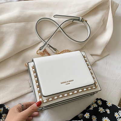 Moderna sieviešu soma ar garu rokturi no eko ādas