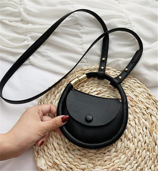 Maza apaļa plecu soma no eko ādas