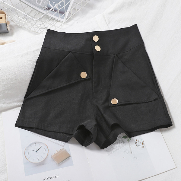 Sieviešu šorti ar metāla elementu un kabatām