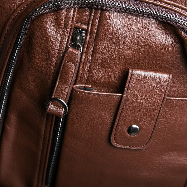 Moderna vīriešu ādas mugursoma ar rāvējslēdzējiem