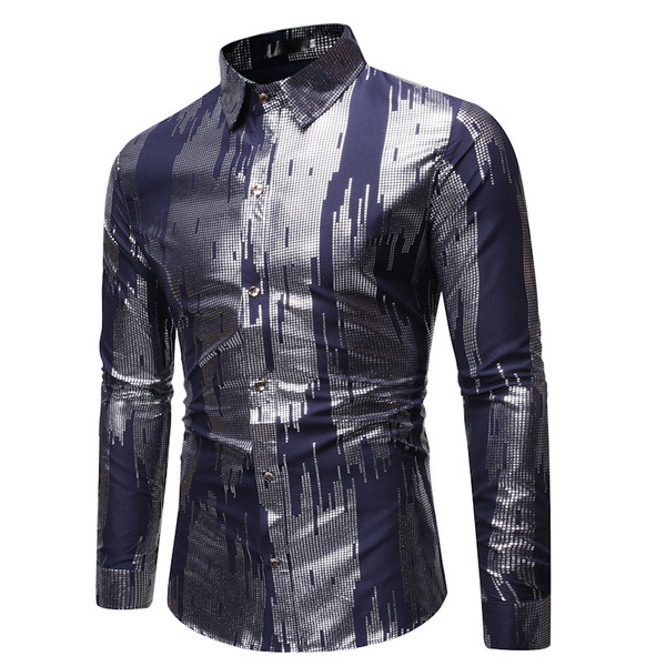 Moderns vīriešu krekls ar klasisku apkakli un garām piedurknēm