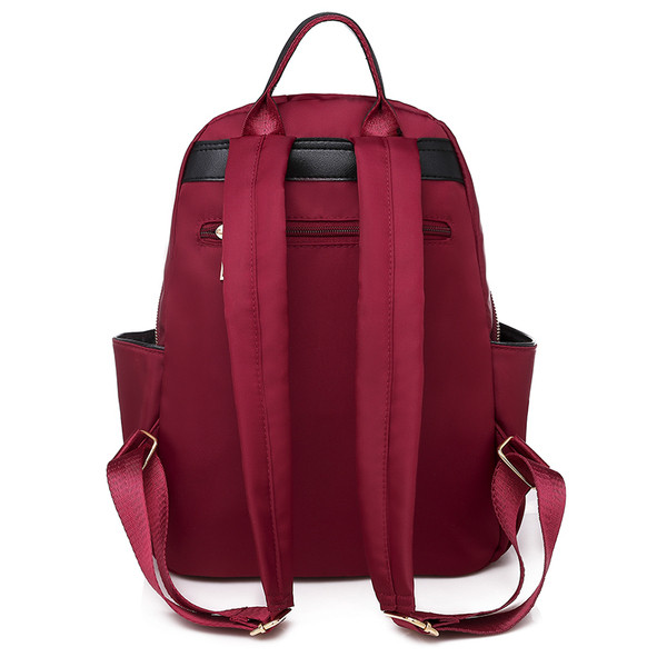 Jauns ikdienas sieviešu mugursomas modelis ar metāla elementu