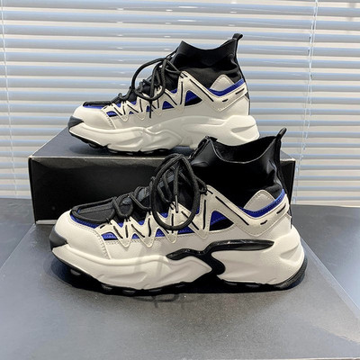 Modernas sieviešu kedas ar augstu augšdaļu ar mežģīnēm trīs krāsās